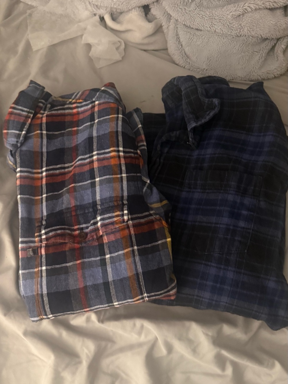 2 Plaid Flannel Men’s Shirts Size Large